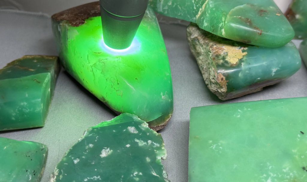 Marlborough Australian chrysoprase Tucson Gem Shows